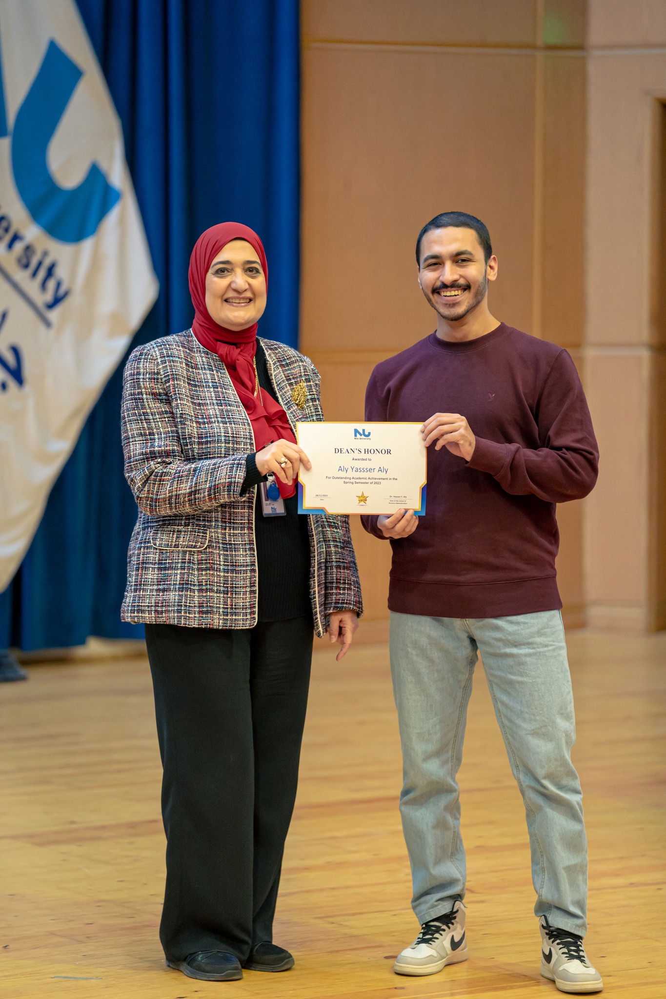  Dean's Honor Students