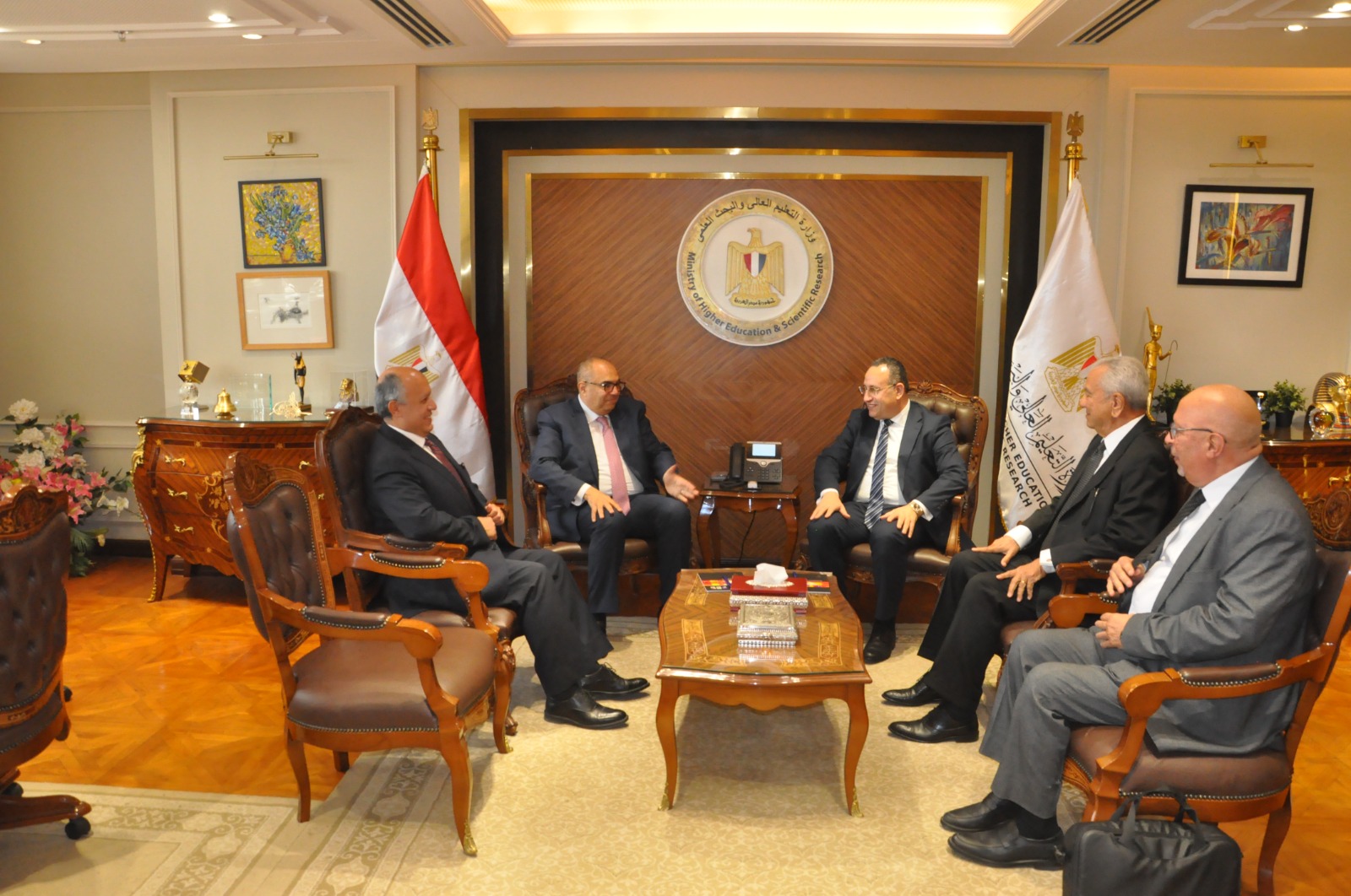 Nile University Delegation Visits Minister of Higher Education and Scientific Research